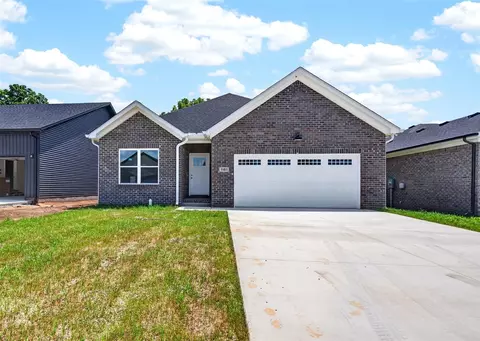 1172 Shallowford St, Bowling Green, KY 42101