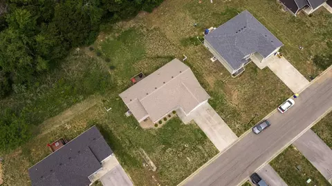 View/Area - 433 Lansing Way, Bowling Green, KY 42101 photo 1 of 3