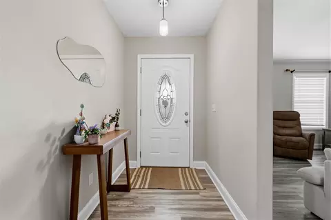 Entry Way - 433 Lansing Way, Bowling Green, KY 42101 photo 1 of 2