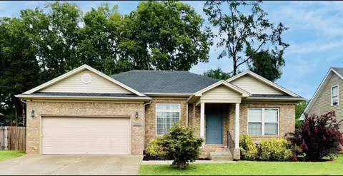 202 Shanks Mill Dr, Bowling Green, KY 42104