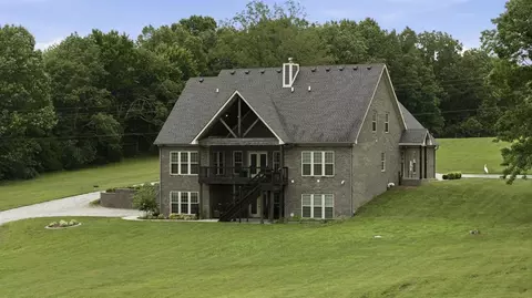 1931 Highland Church Rd, Bowling Green, KY 42101