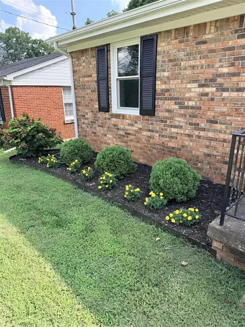 Other - 829 E 10th Ave, Bowling Green, KY 42101 photo 1 of 12