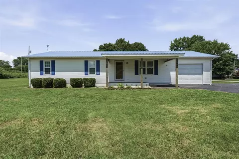 3640 Bowling Green Rd, Scottsville, KY 42164