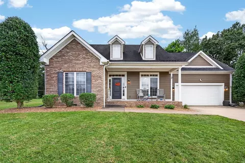 205 Hayden Heady Cir, Bowling Green, KY 42104