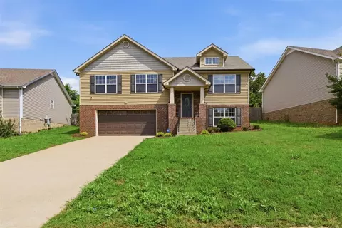 1009 Ishee Dr, Clarksville, TN 37042