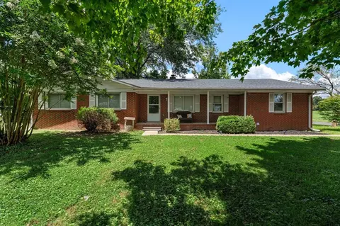 10436 Russellville Rd, Rockfield, KY 42274