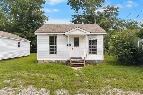 3 Walker Ct, Bowling Green, KY 42101