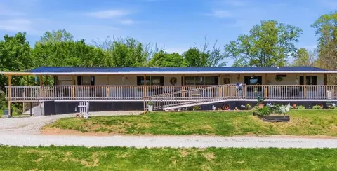 91 Shuler Rd, Clay City, KY 40312