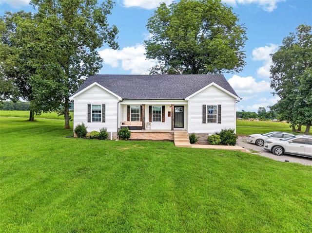 100 Hardin Ln, Russellville, KY 42276