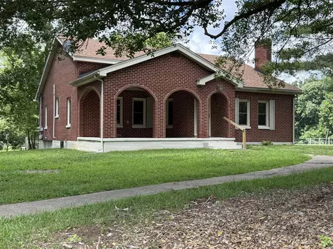 171 Franklin Rd, Scottsville, KY 42164