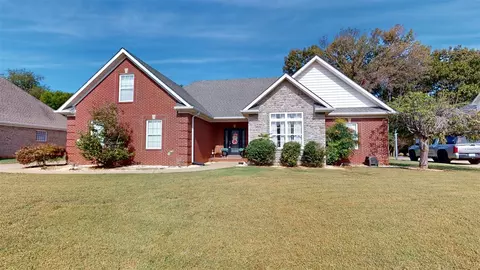 212 Oak Ridge Way, Bowling Green, KY 42103