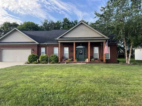 313 Monarchos Ln, Bowling Green, KY 42104