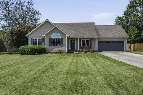 413 Crossfield Way, Bowling Green, KY 42104
