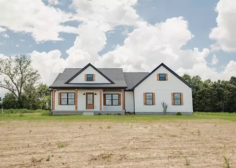 4945 Highland Lick Rd, Elkton, KY 42220