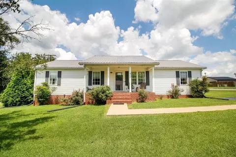 107 Eastland Ct, Cave City, KY 42127
