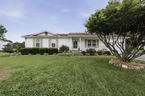 215 Pleasant Place Way, Bowling Green, KY 42104