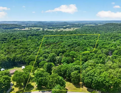 435 Dennis Rd, Russellville, KY 42276