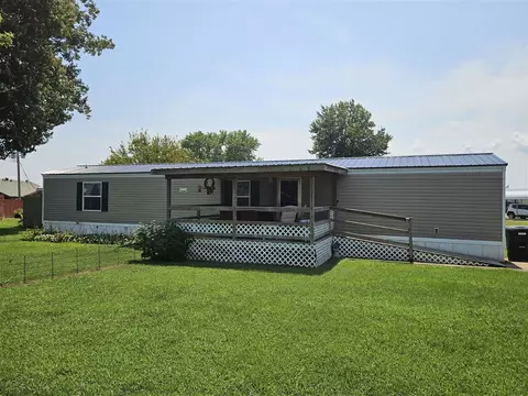 236 N Park Dr, Greenville, KY 42345
