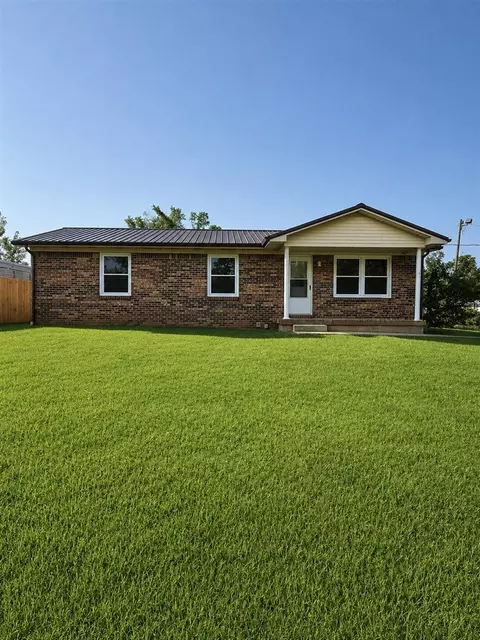 135 L And N Tpke, Munfordville, KY 42765
