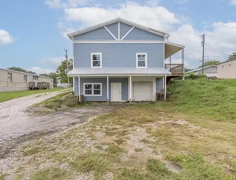 459 Logansport Rd, Morgantown, KY 42261