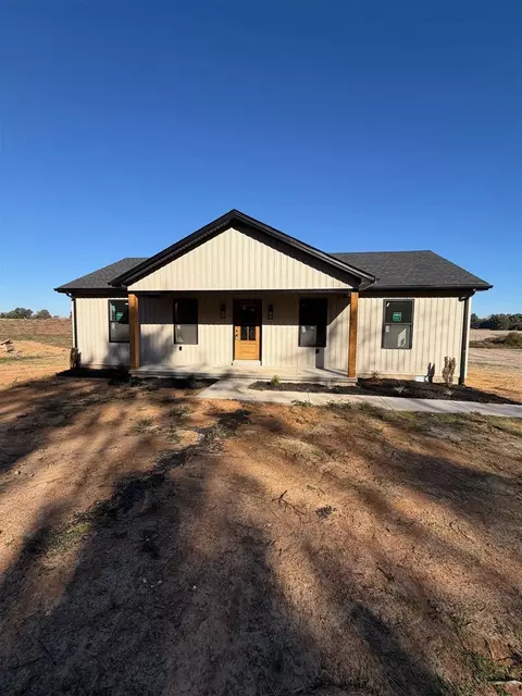 973 Erwin Rd, Scottsville, KY 42164