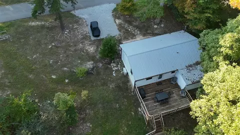 318 Woodland Dr, Mammoth Cave, KY 42259