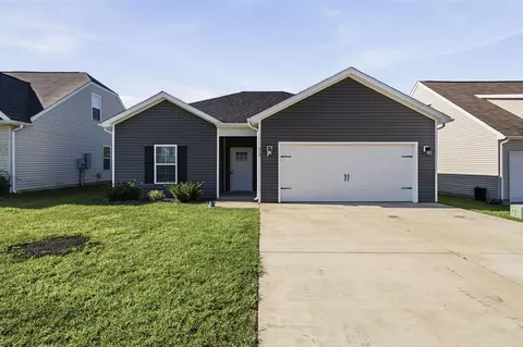 869 Mcfadin Station St, Bowling Green, KY 42103