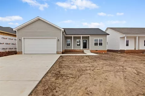 1353 Rhythm Ln, Bowling Green, KY 42101