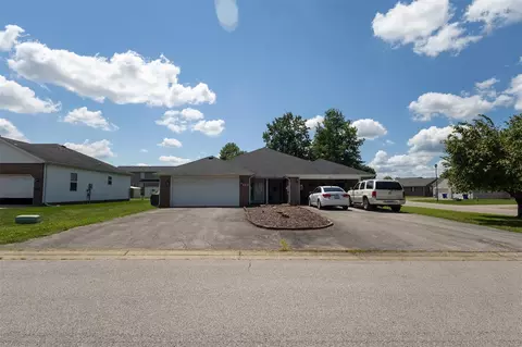 223 Wilmington Ct, Bowling Green, KY 42101