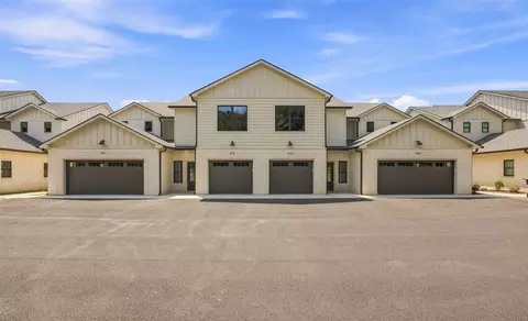 512 Unit 514 Old Lovers Ln, Bowling Green, KY 42103