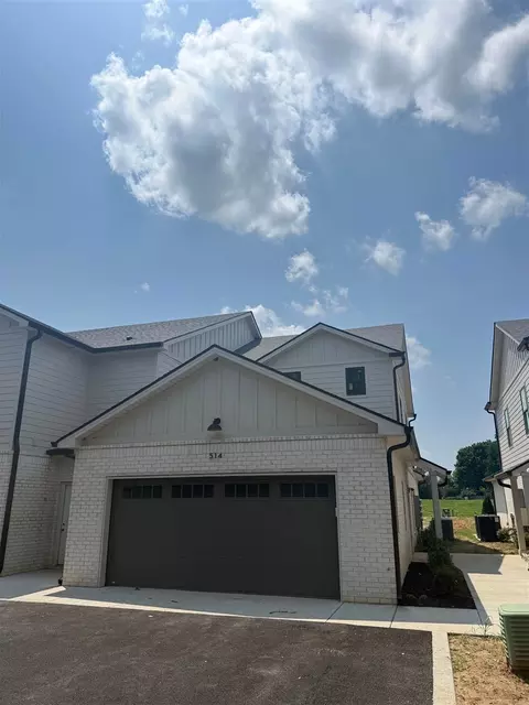 512 Unit 514 Old Lovers Ln, Bowling Green, KY 42103