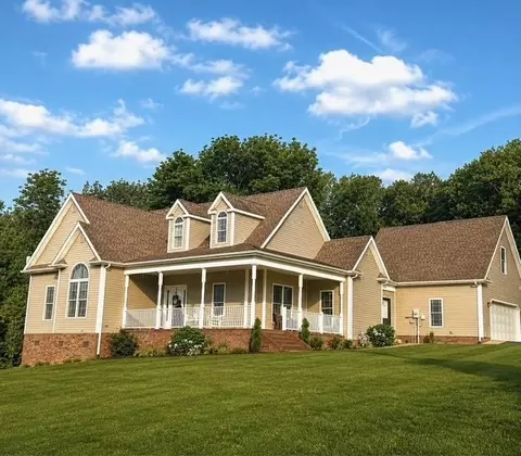 1367 Hidden Valley Dr, Morgantown, KY 42261