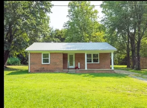 838 Park St, Bremen, KY 42325
