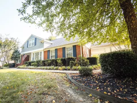 520 Maple Ln, Central City, KY 42330