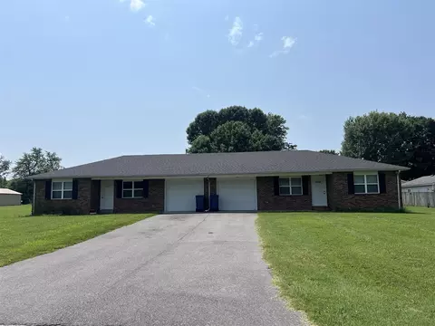 925 Parkland Way, Bowling Green, KY 42103