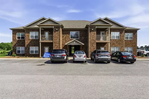 344 Dye Ford Rd, Bowling Green, KY 42104