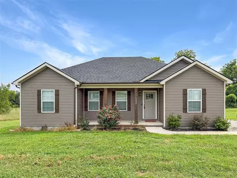 1064 N Main St, Russellville, KY 42276