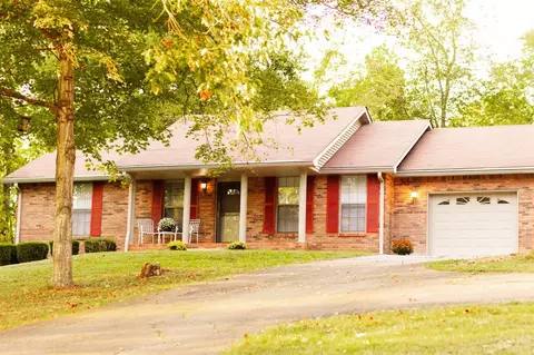 3029 Nicole Rd, Clarksville, TN 37040
