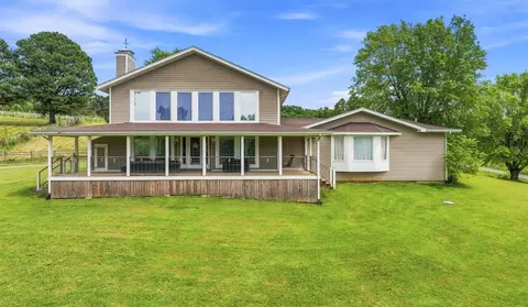 205 Blue Chip Farm Rd, Leitchfield, KY 42754