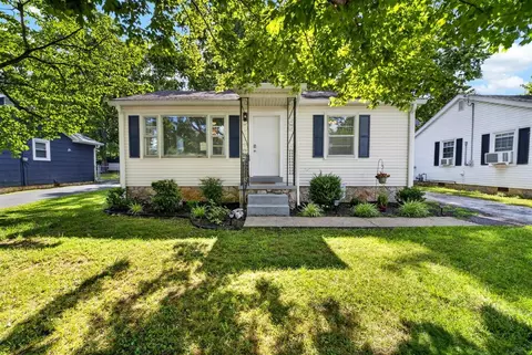 1556 Virginia Dr, Bowling Green, KY 42101