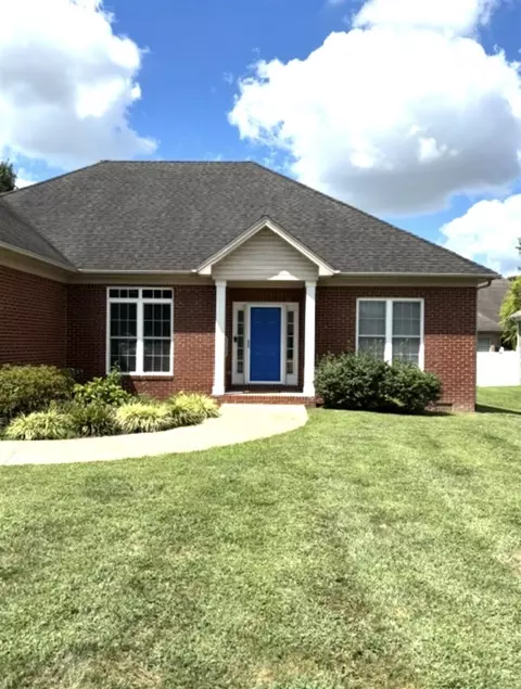 2629 Danhaven Dr, Bowling Green, KY 42104