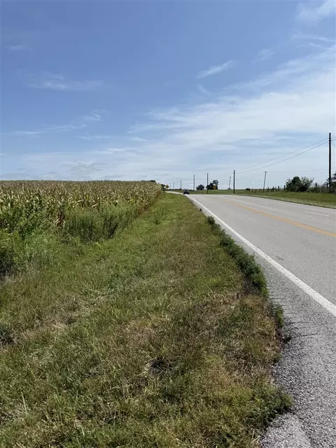 12293 Louisville Rd, Oakland, KY 42159