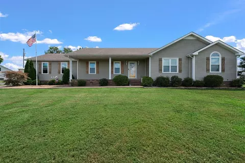 2101 Chalybeate School Rd, Bowling Green, KY 42101