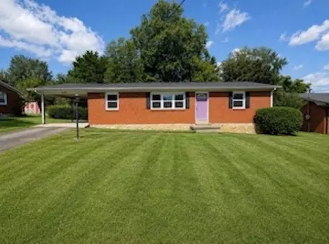 1139 N Lee Dr, Bowling Green, KY 42101