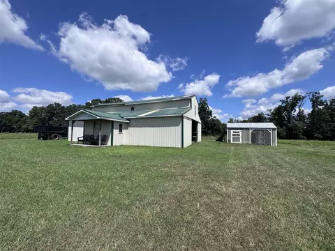 3906 Union Chapel Rd, Scottsville, KY 42164