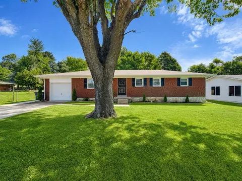1300 S Lee Dr, Bowling Green, KY 42101
