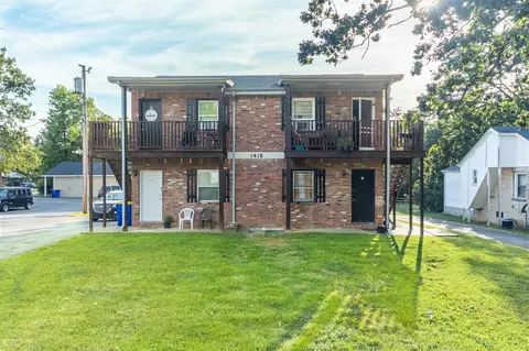 1415 N Sunrise Dr, Bowling Green, KY 42101