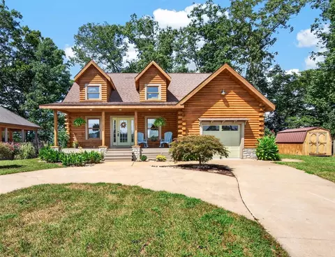 288 Maple Dr, Scottsville, KY 42164