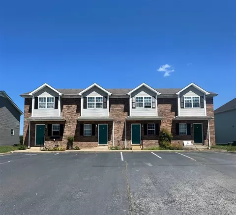 2043 Salisbury Dr, Bowling Green, KY 42101