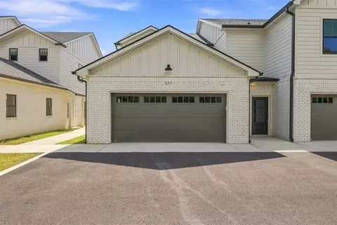 512 Unit 511 Old Lovers Ln, Bowling Green, KY 42103